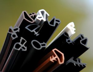 Чем смазывать резиновый уплотнитель пластиковых окон
