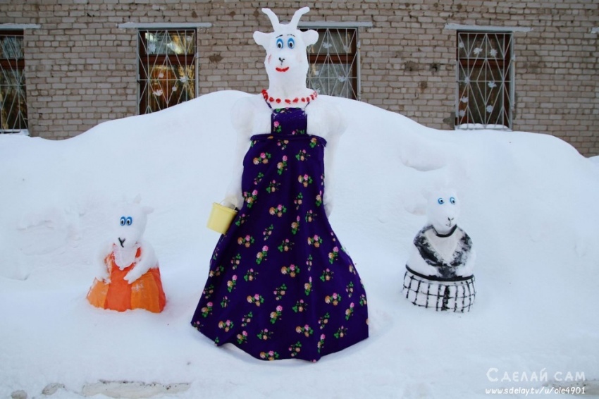 Интересные идеи снеговиков: что можно сделать на участке зимой